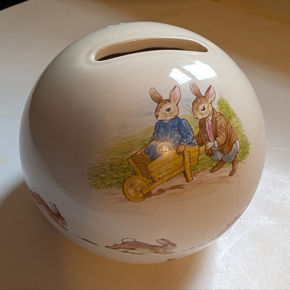 Vintage 1988 Bunnykins By Royal Doulton Round Ceramic Coin/Money Bank